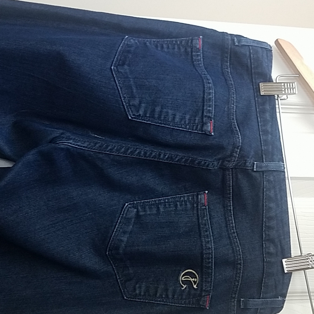 Jeans - Picture 3 of 4